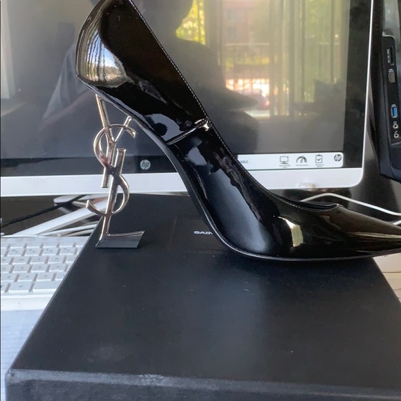 Shoes - Picture 1 of 1